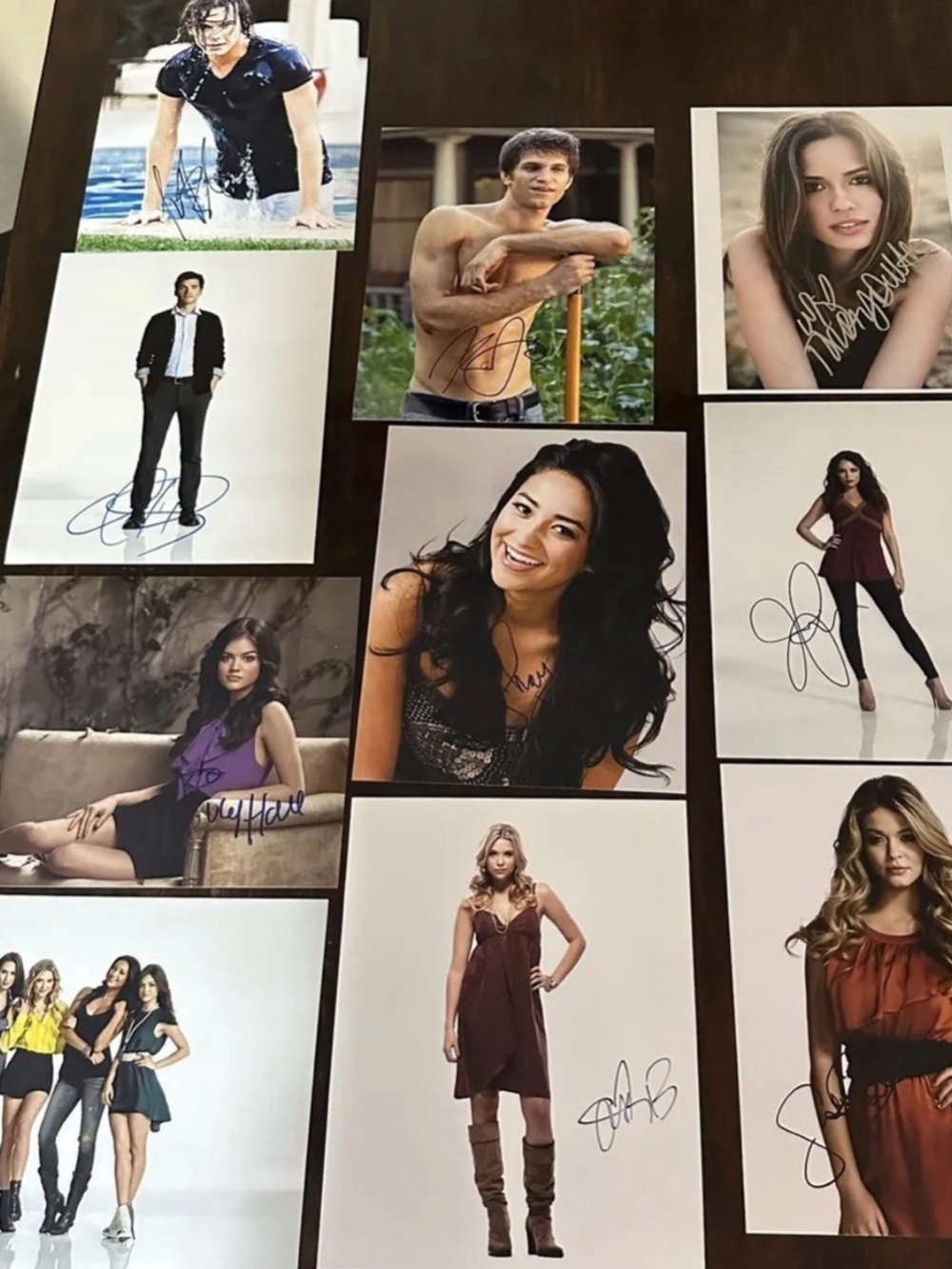 Autographed Pretty Little Liars Cast Pictures
